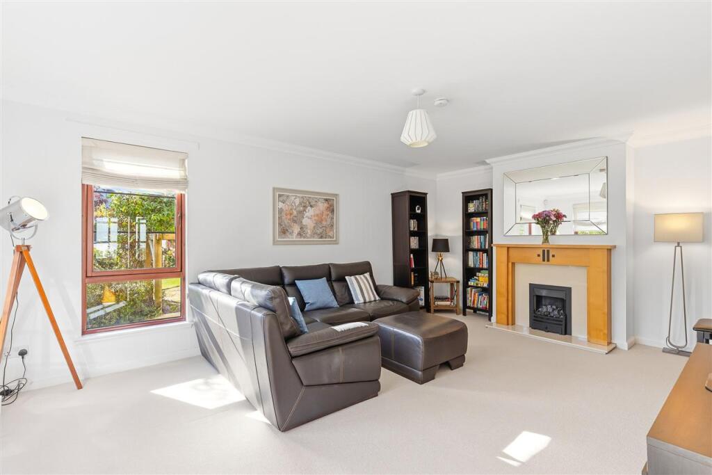 House in Edinburgh, West Lothian - View 4