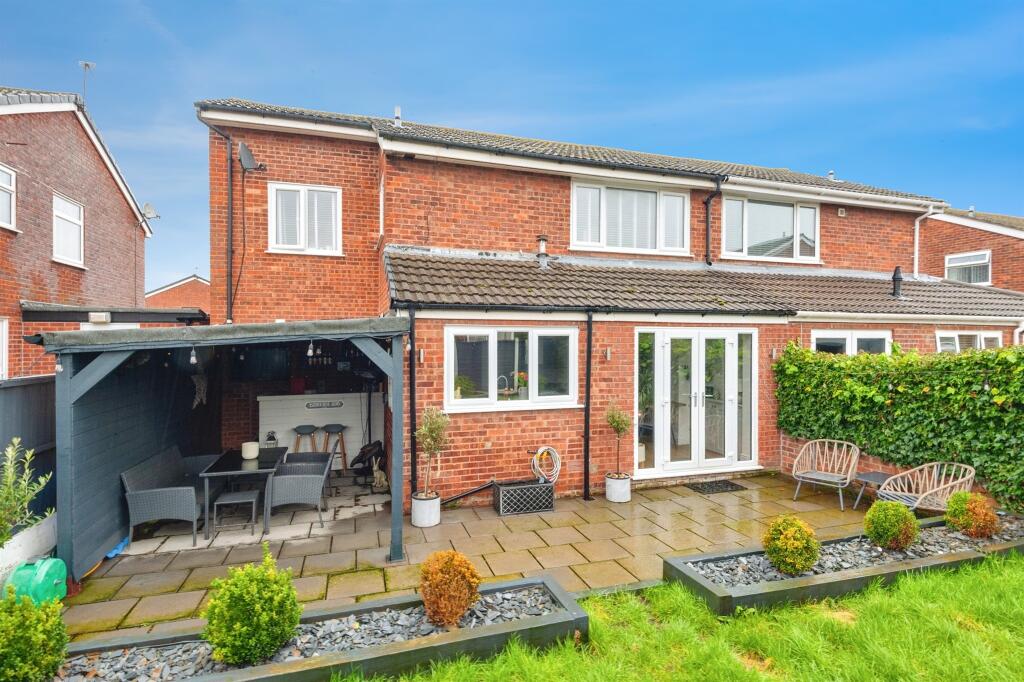Ashbourne Avenue, Runcorn photo 2