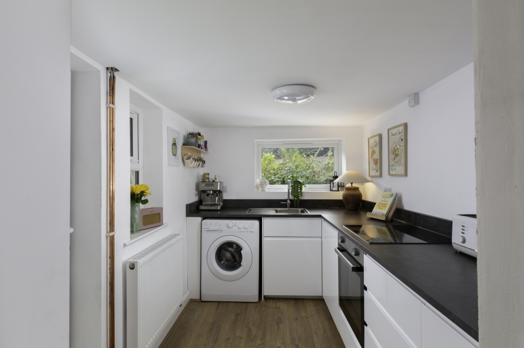 House in Bath - View 5