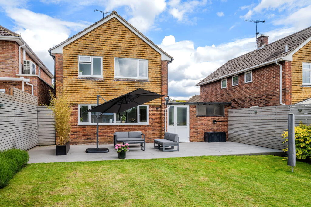 Main image of property: Central Way, Oxted, Surrey, RH8 0LZ