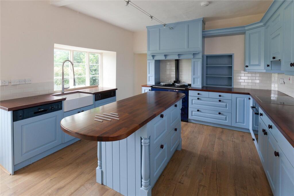 Bapton Manor, Bapton, Warminster, BA12 photo 5