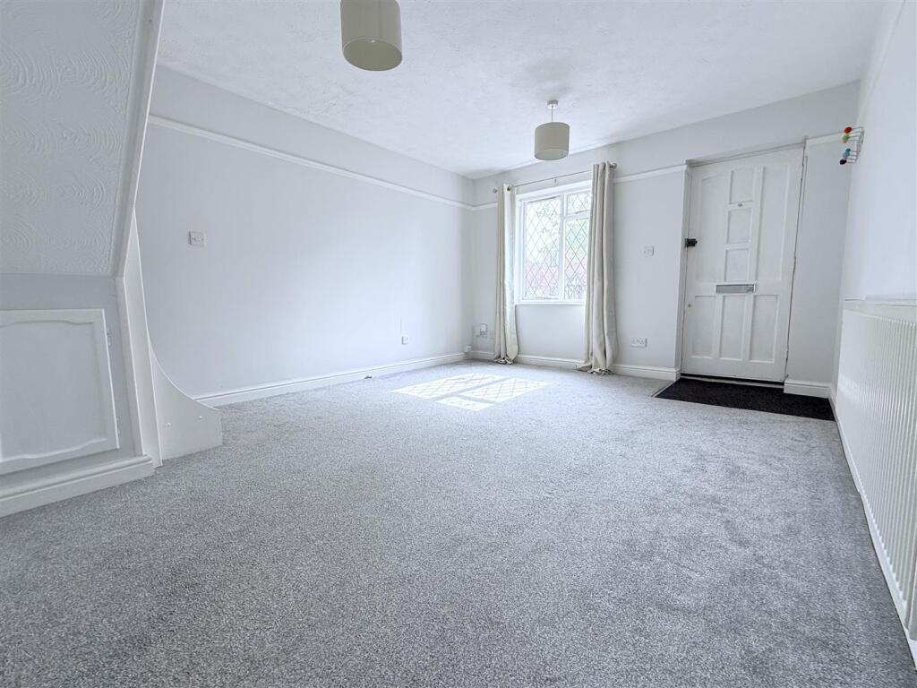 House in Rushcliffe, Nottinghamshire - View 4