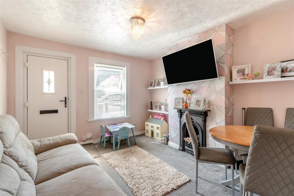 House in Tonbridge and Malling, Ditton - View 3
