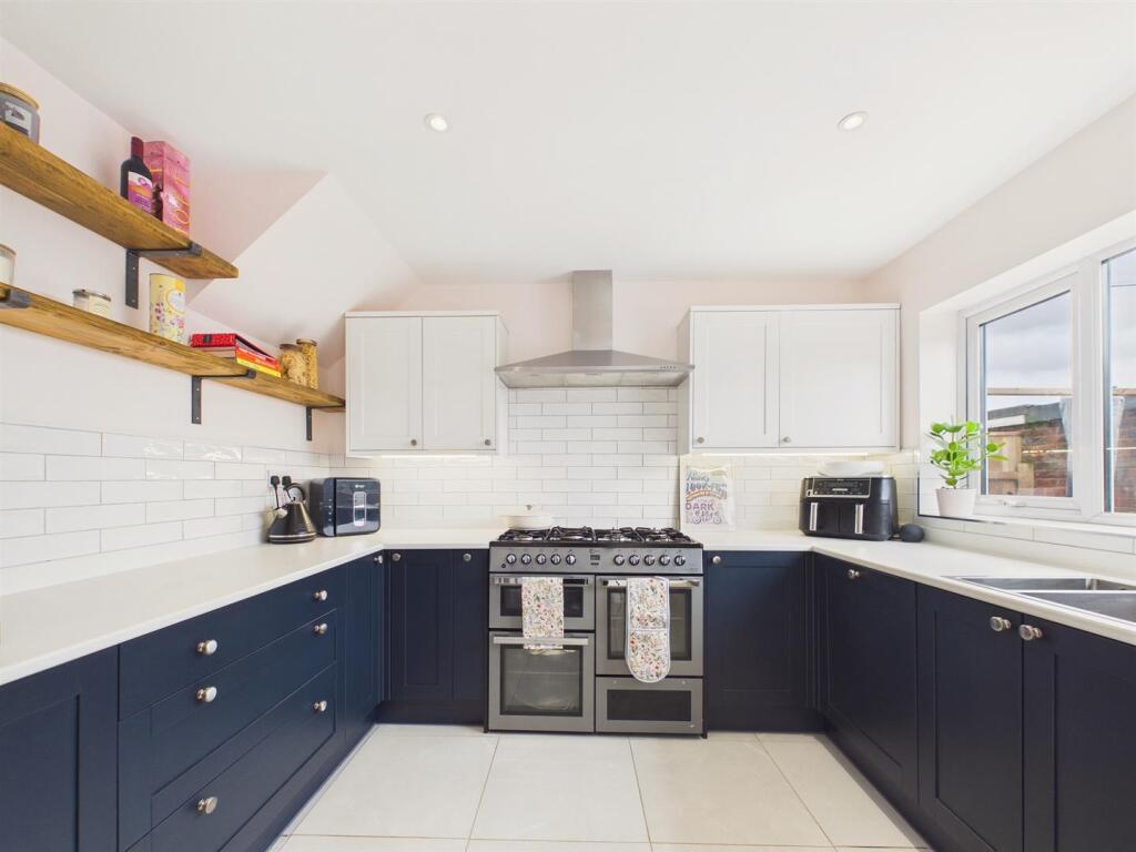 House in Newcastle upon Tyne - View 3