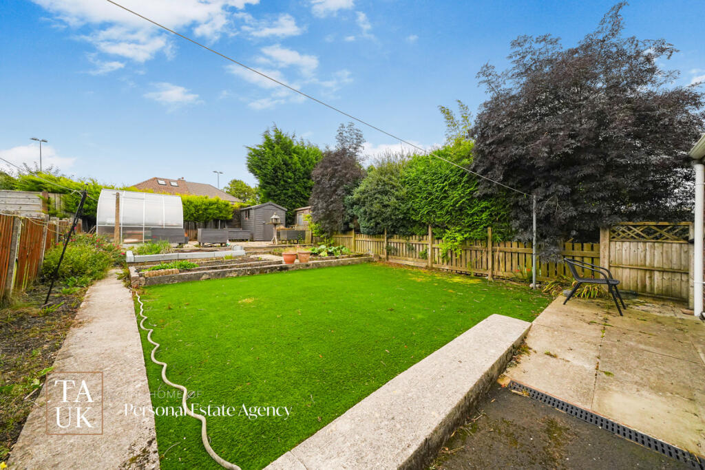House in Stockport - View 4
