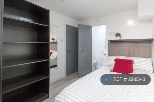 1 bedroom house share for rent