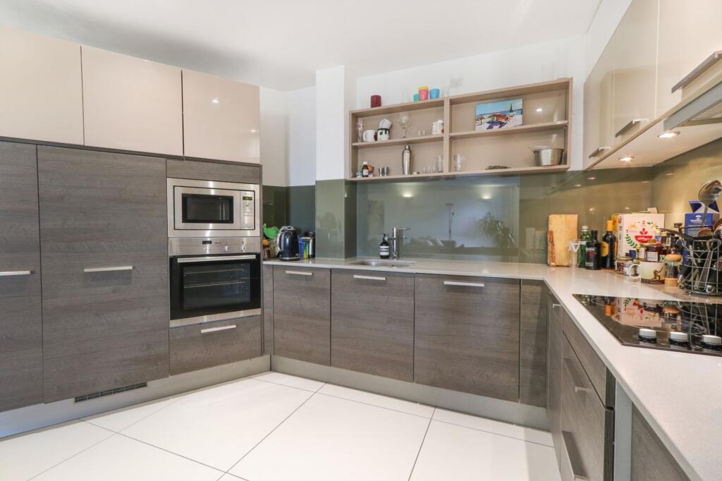 Apartment in London, Hackney - View 3