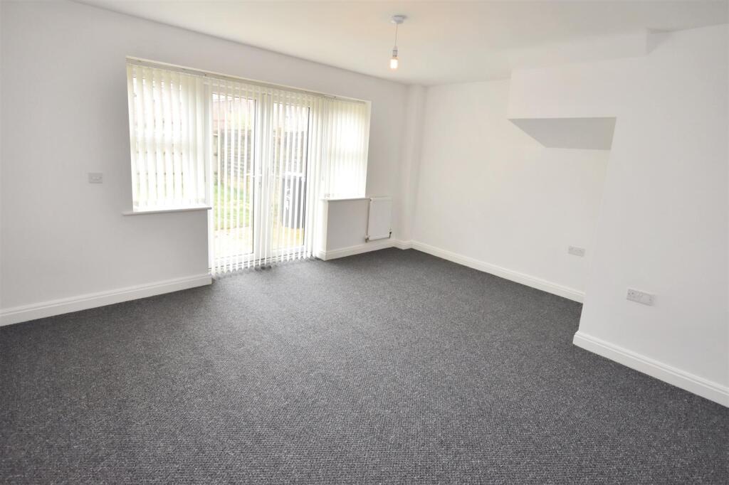 House in Northampton - View 3