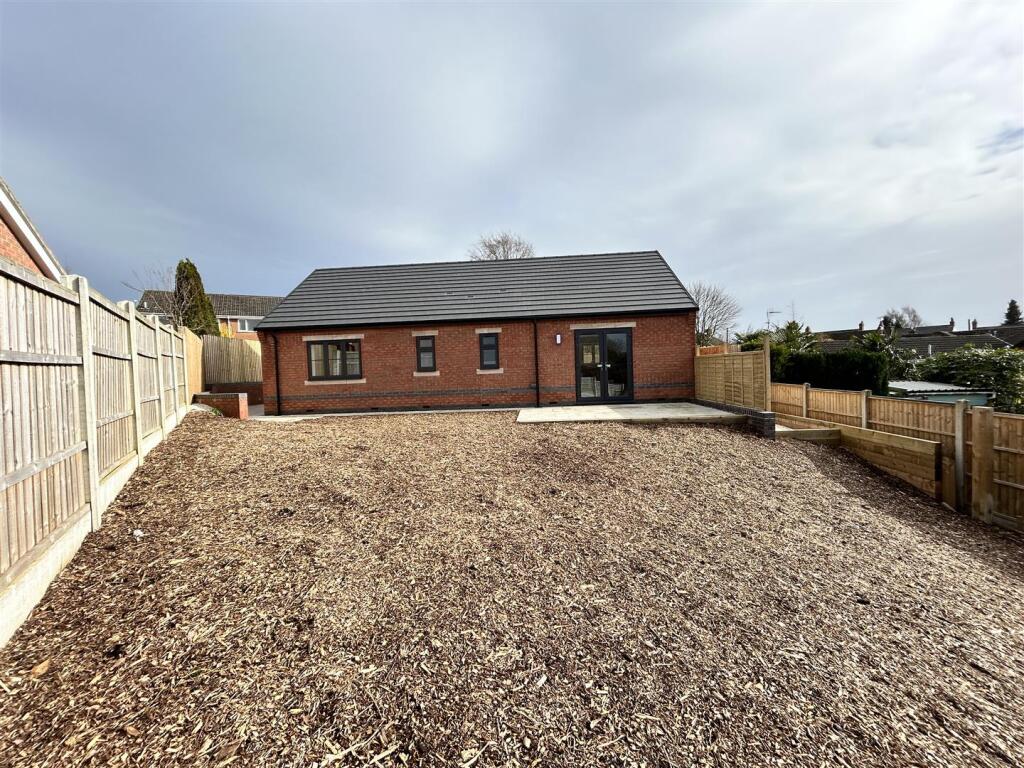 St Johns Drive, Kilburn, Belper photo 2
