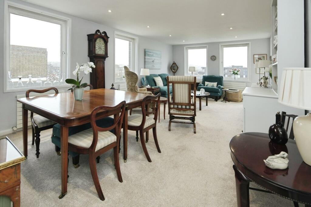 Apartment in Brighton - View 3