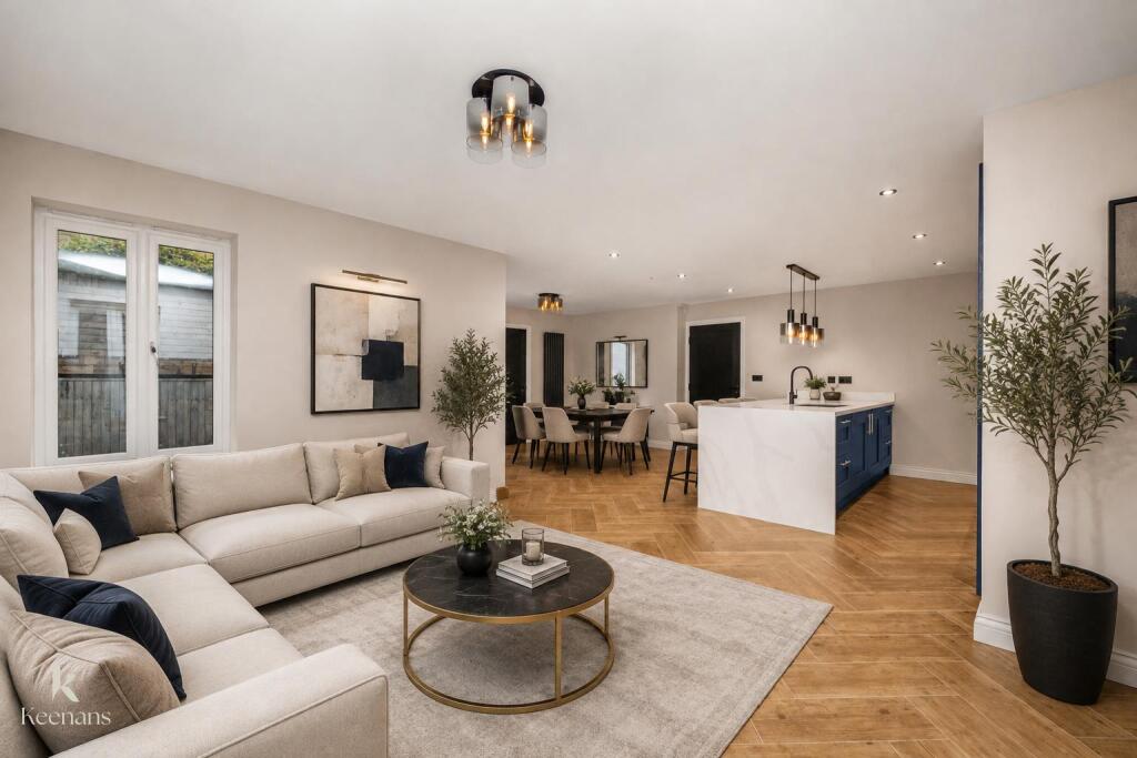 House in Bolton - View 4