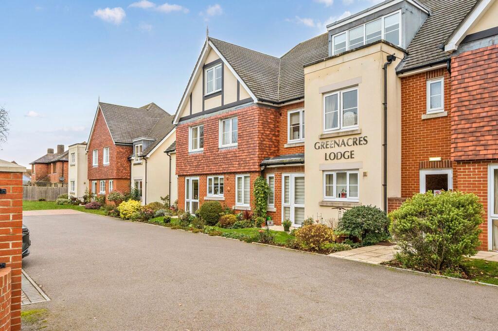 1-bed other on Limpsfield Road, Greenacres Lodge, CR6, £195,000