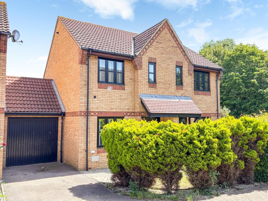 Main image of property: St Helens Grove, Monkston, Milton Keynes, MK10