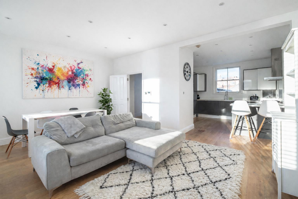 Main image of property: Upper Tollington Park, Stroud Green, N4