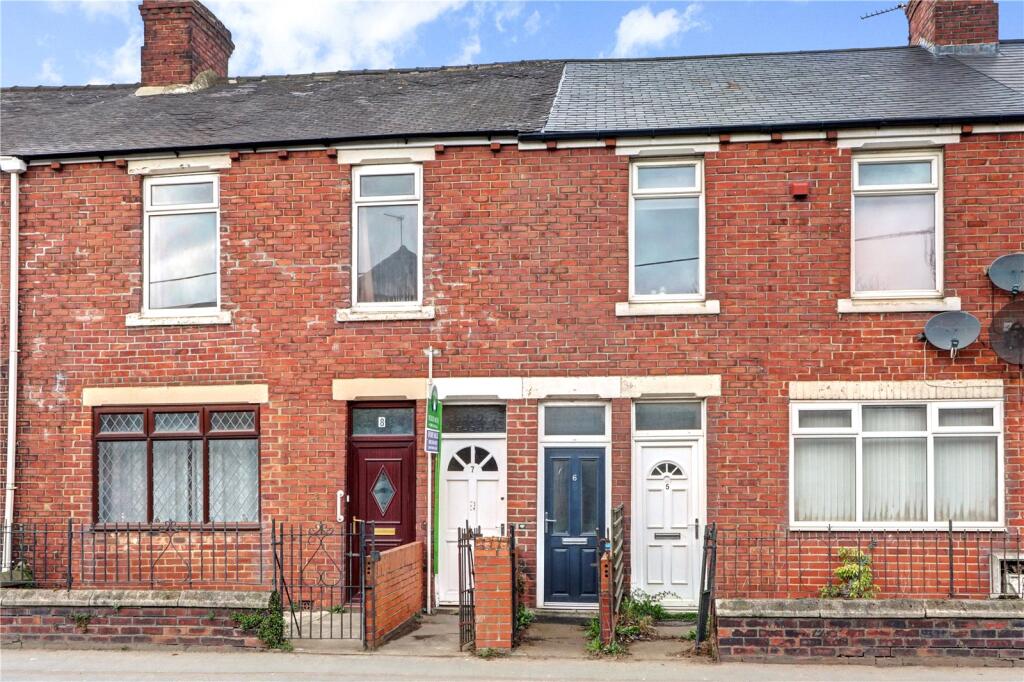 3-bed flat on South Burn Terrace, New Herrington, Houghton Le Spring, Tyne and Wear, DH4, £50,000