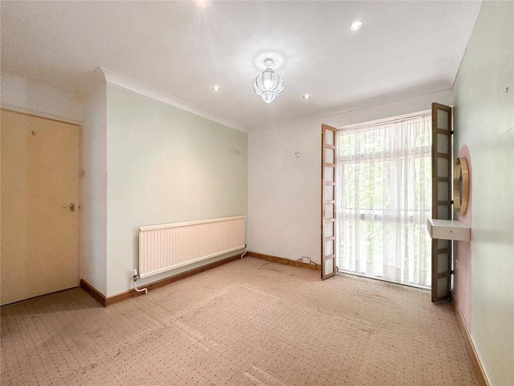 House in Gillingham, Medway - View 5