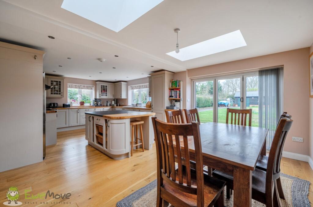 Aldermaston Road, Pamber End, Tadley, Hampshire, RG26 - View 2