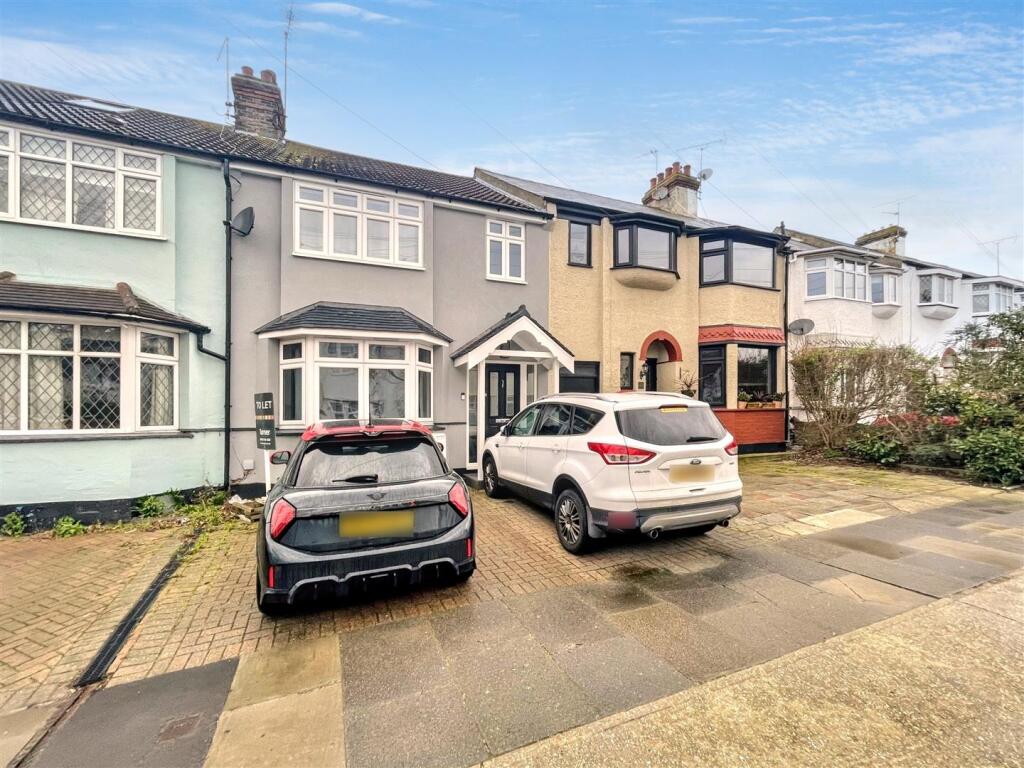 Main image of property: Westleigh Avenue, Leigh On Sea, Essex
