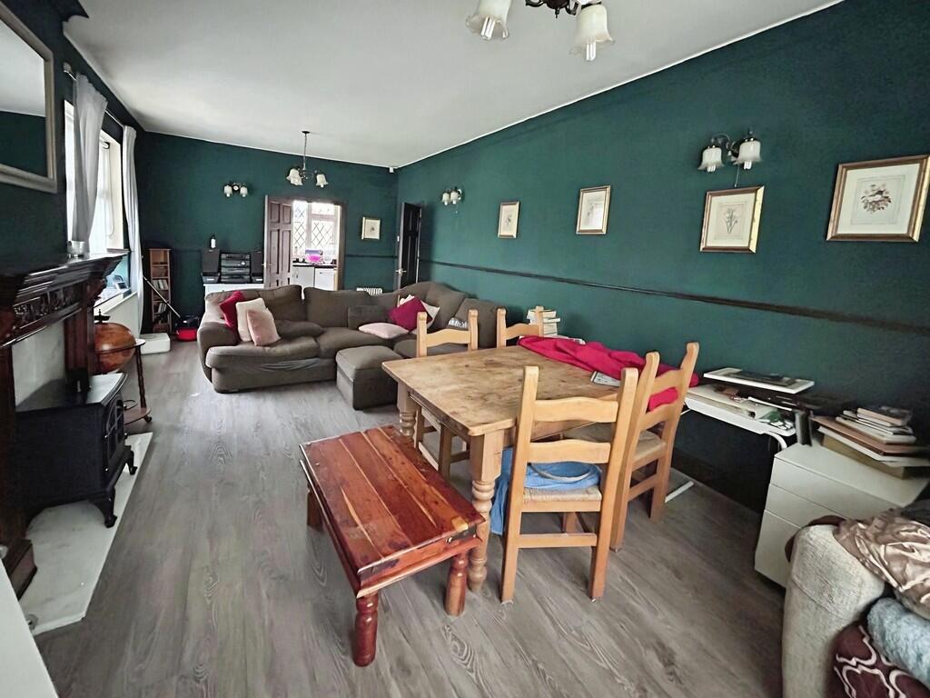 House in Nottingham - View 3