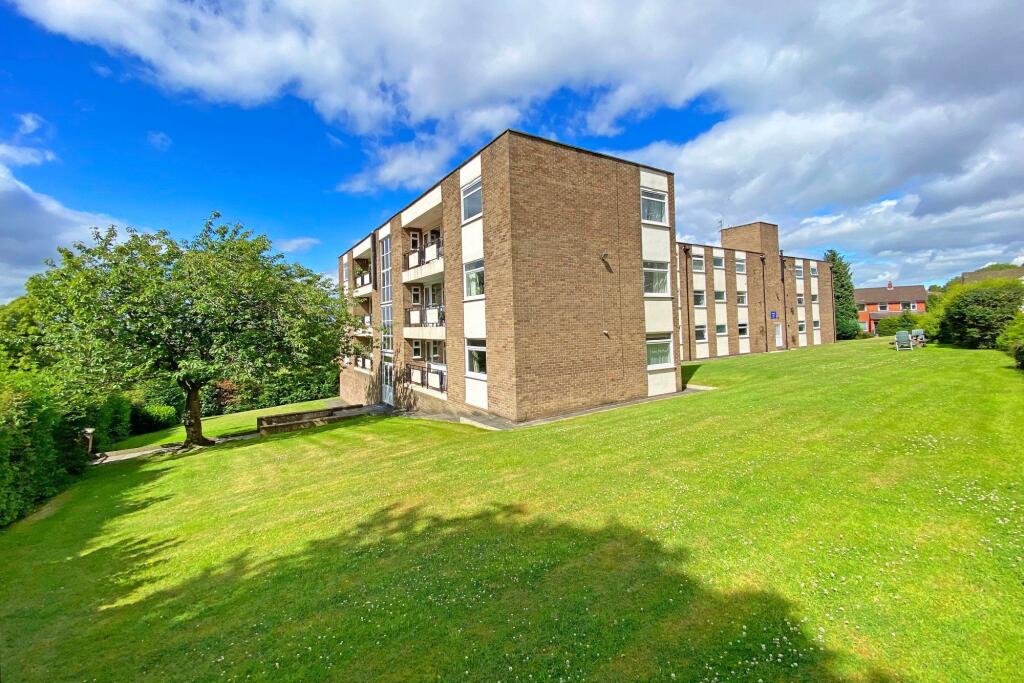 2-bed flat on Hampsthwaite Road, Harrogate, HG1, £229,950