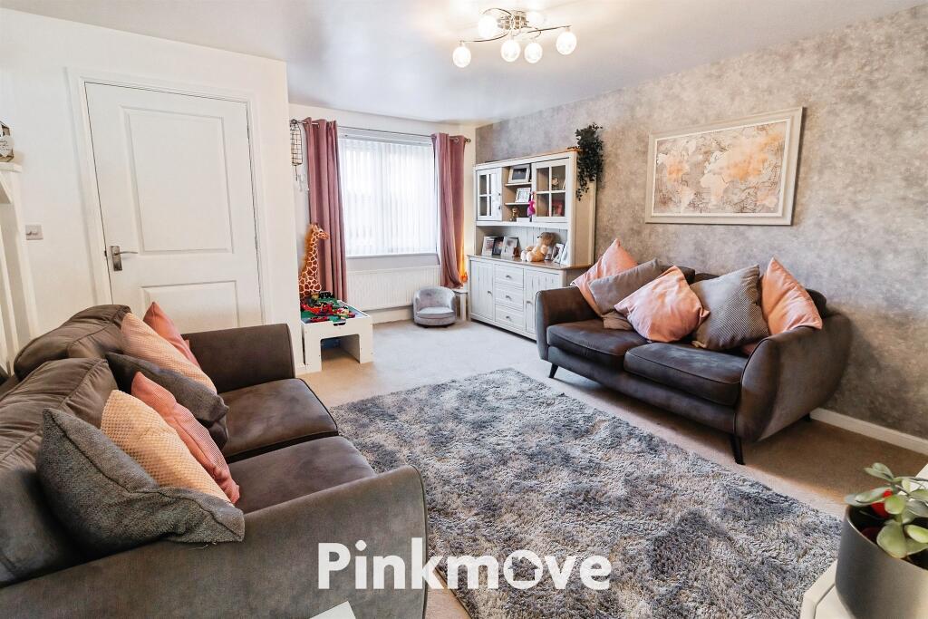 Heol Senni, Bettws, Newport photo 2
