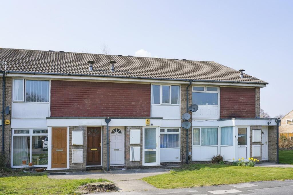 Main image of property: Turnberry View, Leeds, West Yorkshire, LS17
