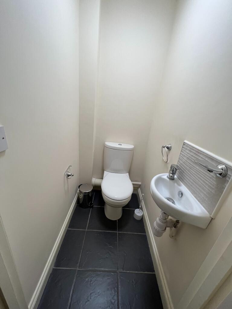 6 bedroom flat for rent in Flat 2,  Bond Street, Bristol, BS1 — photo 12