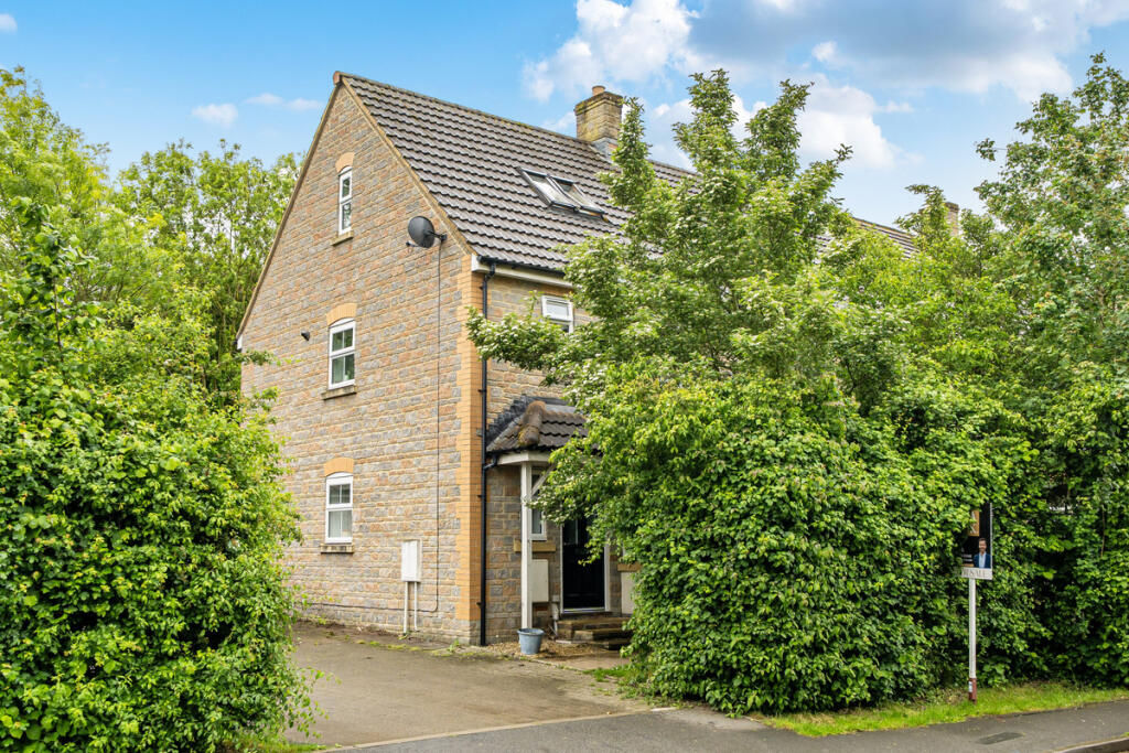 Main image of property: Broad Lane, Bristol, BS37