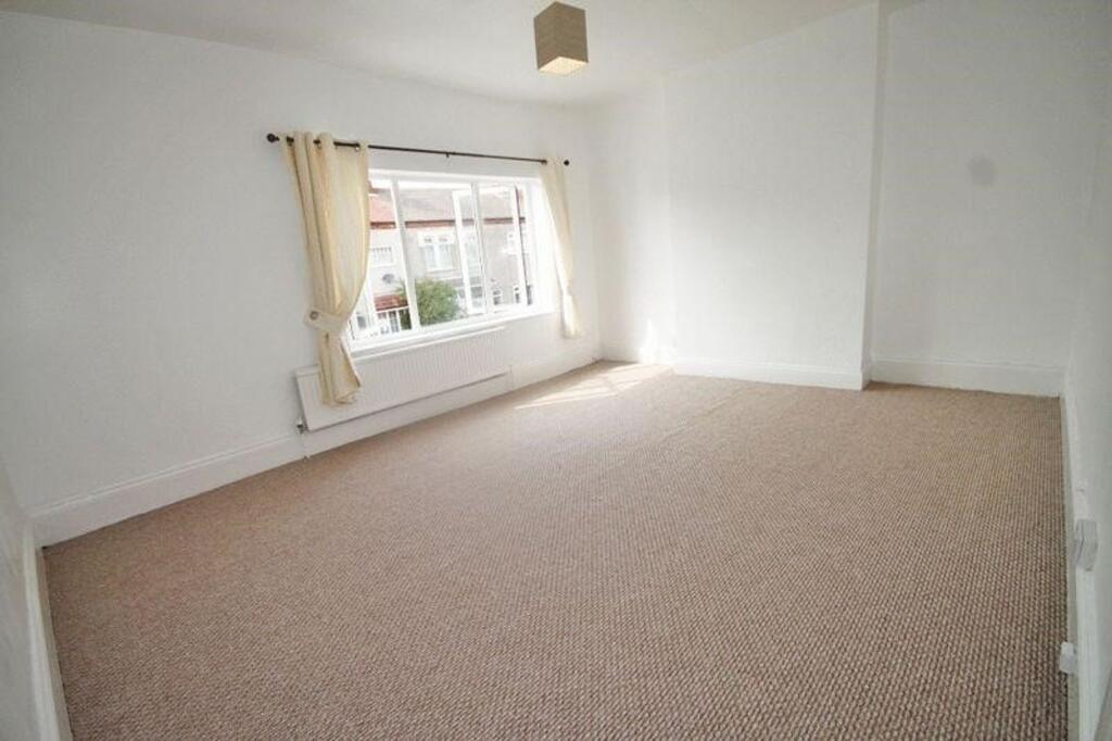 Park Street, Cleethorpes, DN35 photo 4