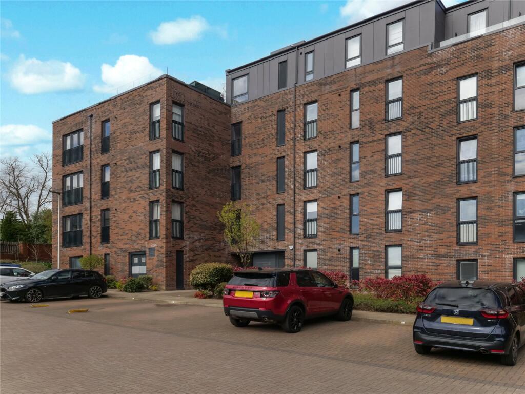 Main image of property: Mansionhouse Court, Langside, Glasgow, G41