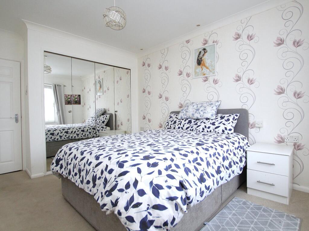 16 Madeira Road, Bournemouth, BH1 - View 5
