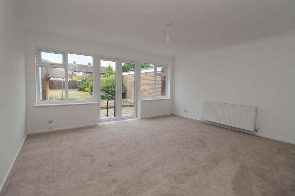 Kilburn Avenue, Bromborough photo 4