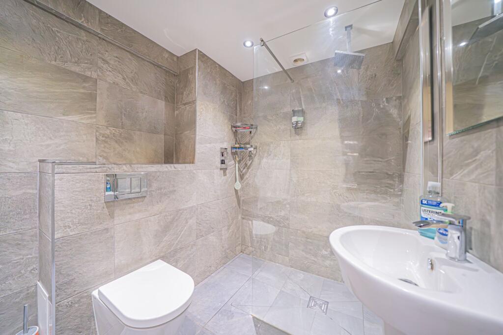 Additional image 19 of Warwick Road, Knowle, B93