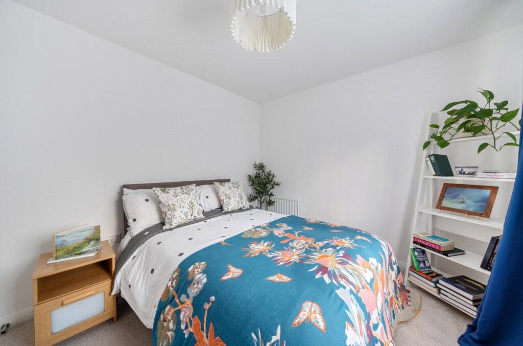 Apartment in Paulton, Bath and North East Somerset - More