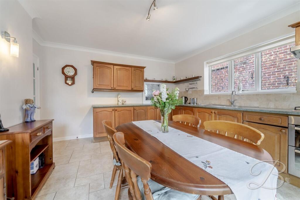 Forest Road, Sutton-In-Ashfield - View 5