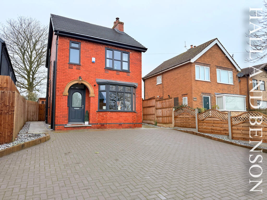 Main image of property: Chesterfield Road, Oakerthorpe, ALFRETON