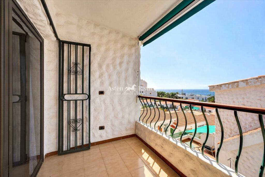 Main image of property: Canary Islands, Tenerife, San Eugenio Bajo