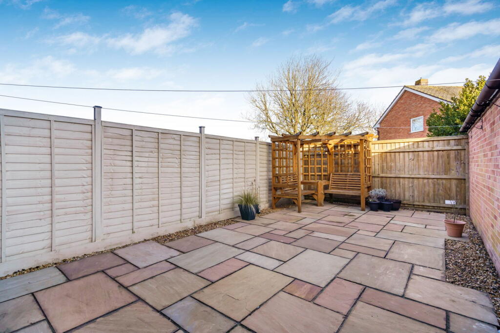 Old Reddings Road, The Reddings, Cheltenham, GL51 photo 3