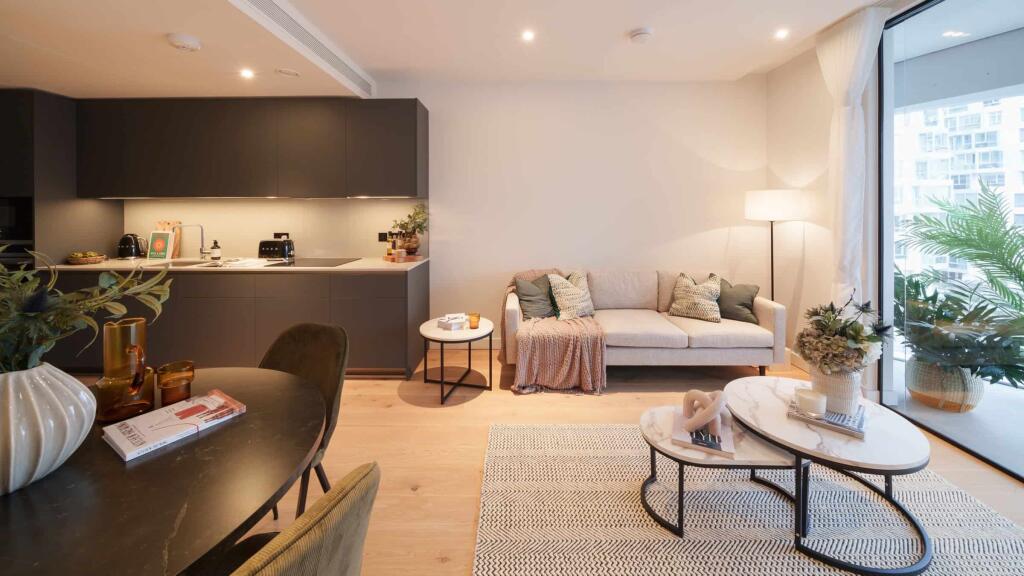 2-bed flat on Circus Road West, Battersea, SW11 8AH, £1,500,000