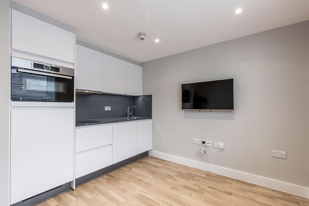 Main image of property: 4 Croxley Road 55 Croxley Road