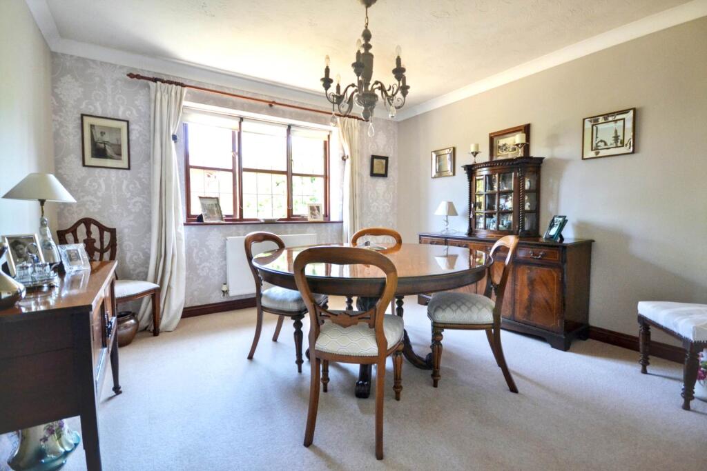 House in Wychavon, Defford - More