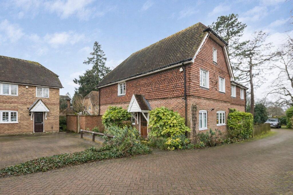 Main image of property: Holbrook Close, Shalford, Guildford, GU4