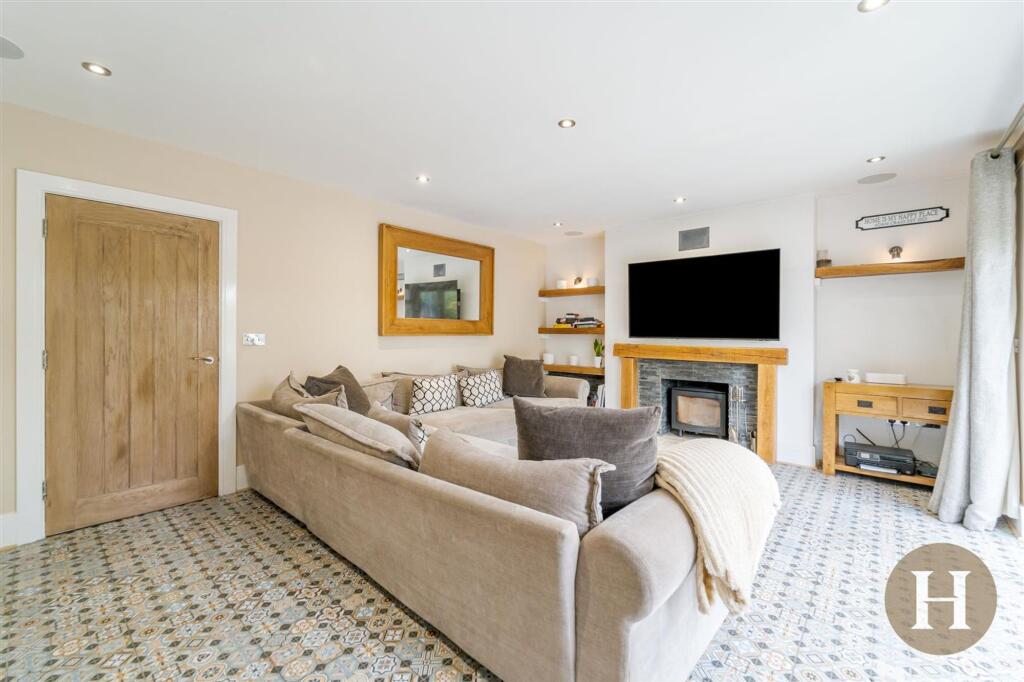Redhill Road, Kings Norton, B38 photo 4