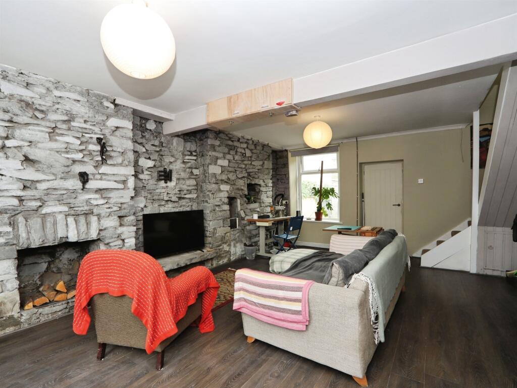 House in Pontypridd, Cilfynydd - View 3