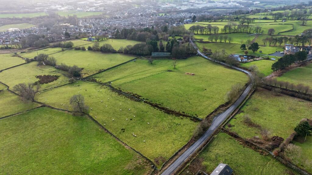 Additional image 10 of Ilkley Road, Riddlesden, Keighley, BD20