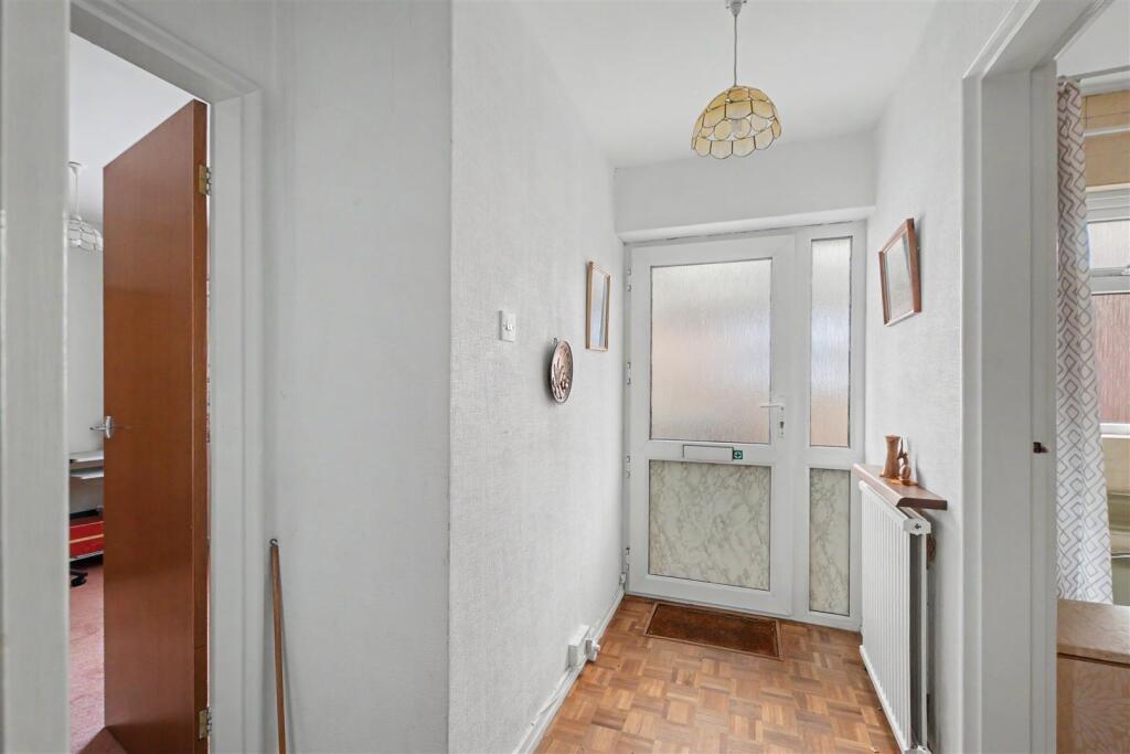 House in Nottingham, Inham Nook, Chilwell - View 5