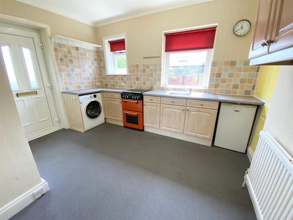 House in Kirklees, West Yorkshire - More