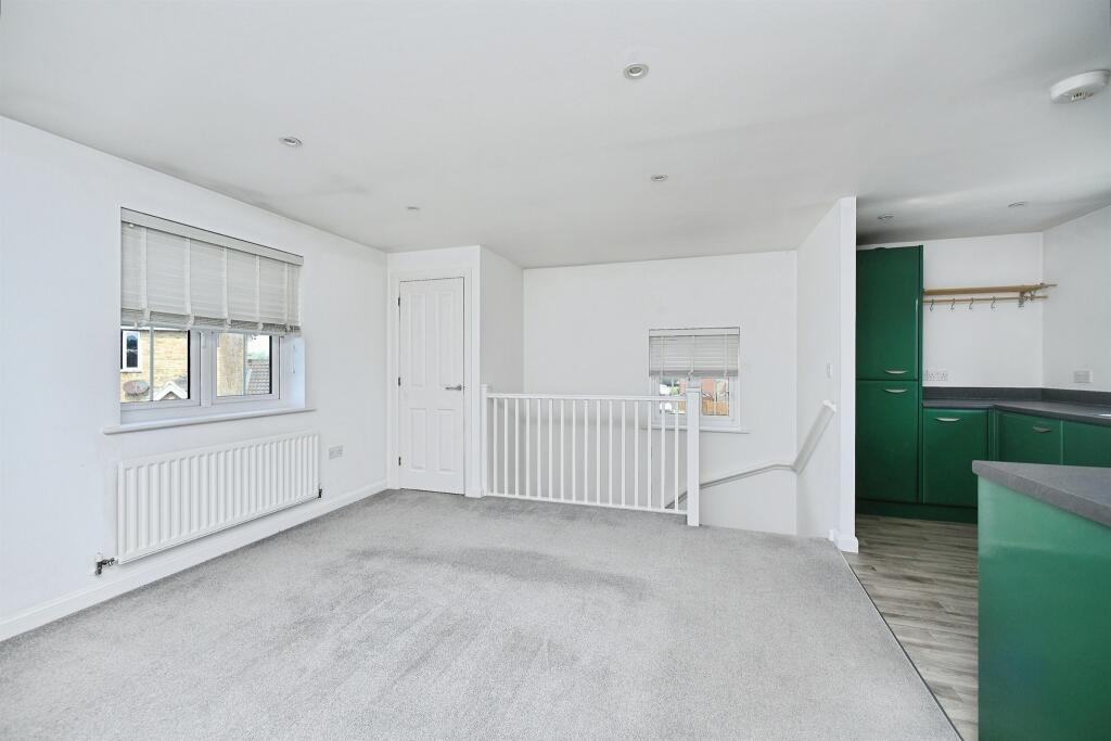 House in Lewes, Peacehaven - View 4