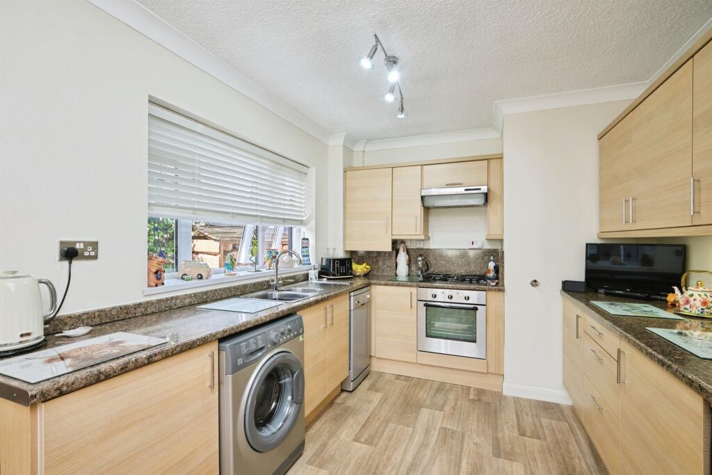 Elm Drive, Birmingham photo 5