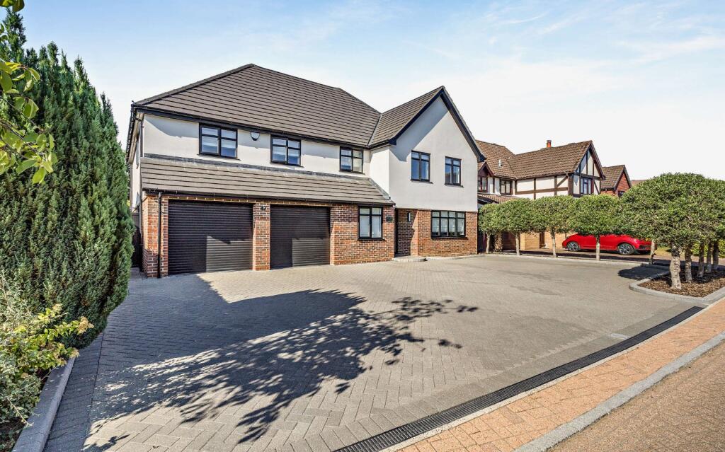 Main image of property: Hallgate, Thorpe End, Norwich, Norfolk, NR13